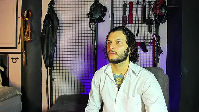 Twisted Fantasy online show from 02.27.25