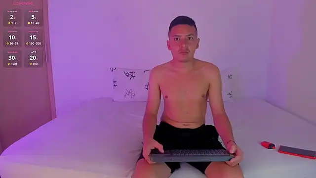 Lindsay and Dariksoon online show from 11.05.25