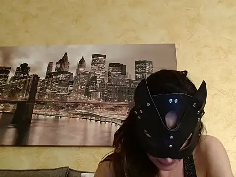 Snapshot of daniita chatting on 04.28.26 daniita online show from 04.28.26
