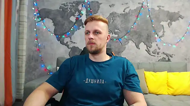Snapshot of VikingChrisss chatting on 01.15.25 VikingChrisss online show from 01.15.25