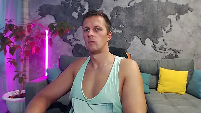 Snapshot of VikingChrisss chatting on 10.20.25 VikingChrisss online show from 10.20.25
