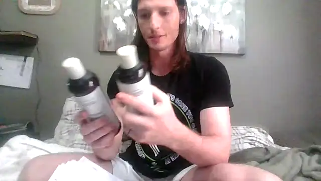 Snapshot of Edgeof26 chatting on 01.31.26 Edgeof26 online show from 01.31.26