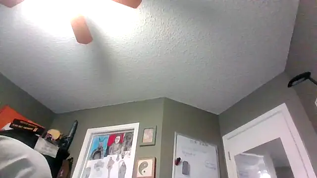 Snapshot of Edgeof26 chatting on 02.18.26 Edgeof26 online show from 02.18.26