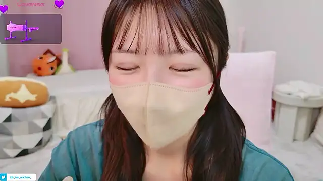 Snapshot of anchan_ chatting on 06.29.26 anchan online show from 06.29.26