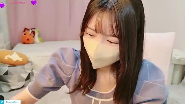 Snapshot of anchan_ chatting on 07.05.26 anchan online show from 07.05.26