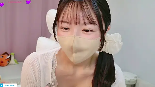 Snapshot of anchan_ chatting on 07.28.26 anchan online show from 07.28.26