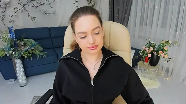 MiracleCurly online show from 03.11.26