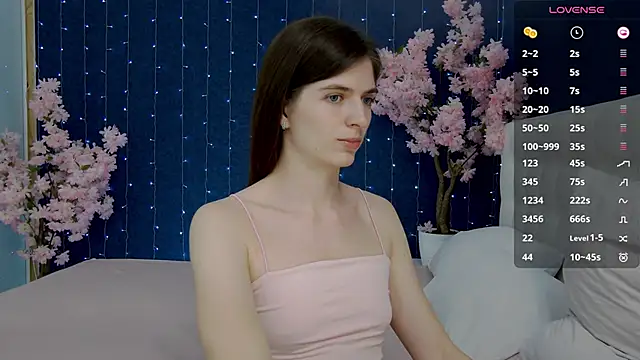 -Mirror-Girl- online show from 03.13.25