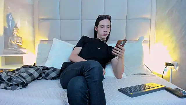 Hecatee 77 online show from 11.09.25