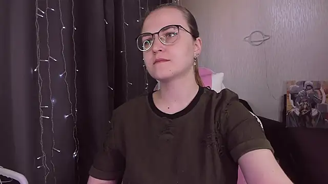 MissBrightShine online show from 09.25.25