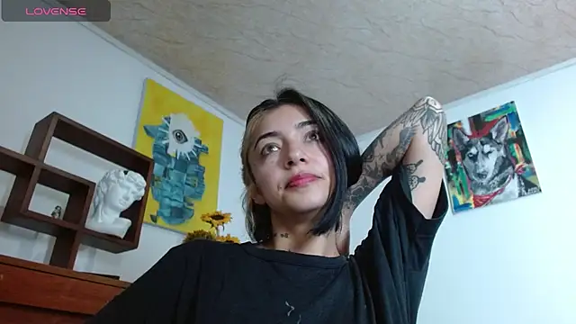 ZoeBakers  online show from 02.21.25