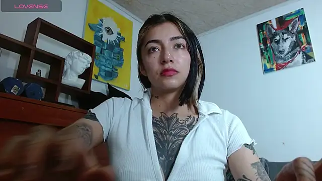 ZoeBakers  online show from 03.21.25