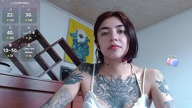 ZoeBakers  online show from 09.30.25