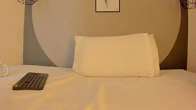 Snapshot of sarita_duque chatting on 03.15.26 sarita duque online show from 03.15.26