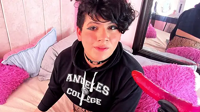 Satuurn  online show from 02.15.25