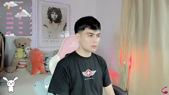 lucas cute online show from 03.10.25