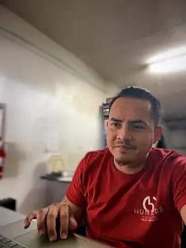 Snapshot of PeterGrandee chatting on 12.02.24 PeterGrandee online show from 12.02.24