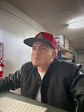 Snapshot of PeterGrandee chatting on 12.04.24 PeterGrandee online show from 12.04.24