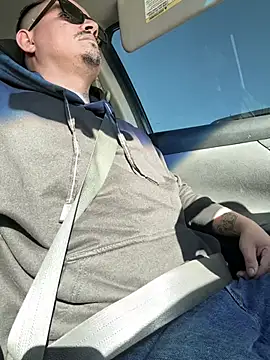 Snapshot of PeterGrandee chatting on 01.15.25 PeterGrandee online show from 01.15.25