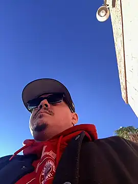 Snapshot of PeterGrandee chatting on 01.20.25 PeterGrandee online show from 01.20.25