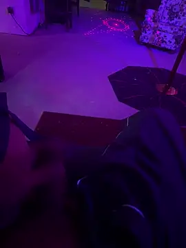 Snapshot of PeterGrandee chatting on 01.26.25 PeterGrandee online show from 01.26.25