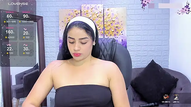 Paula Desousa online show from 02.24.25