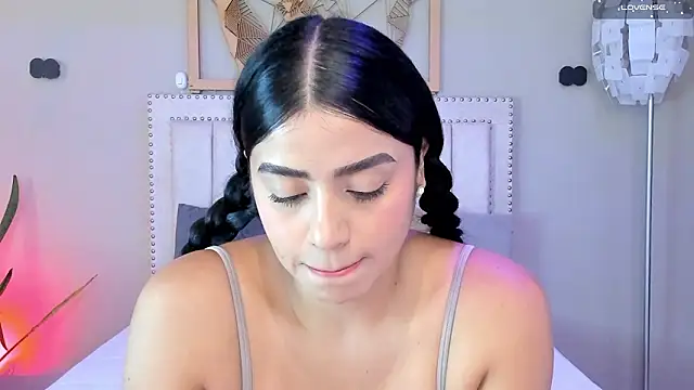 Paula Desousa online show from 03.06.26