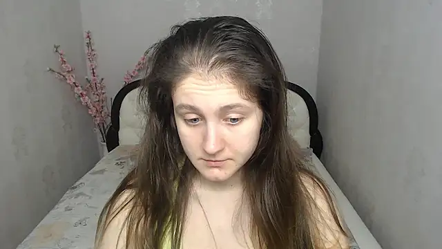 Holliy Cooper online show from 02.26.26