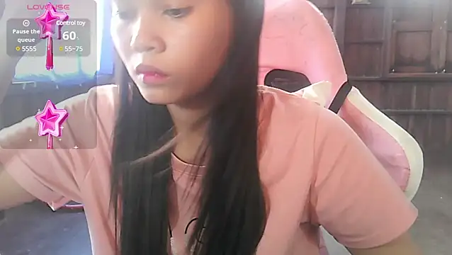 Snapshot of Meili_ chatting on 01.28.25 Meili  online show from 01.28.25