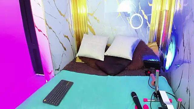 dianamilf online show from 03.04.26