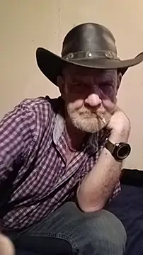 Snapshot of cmagic9 chatting on 07.18.26 cmagic9 online show from 07.18.26