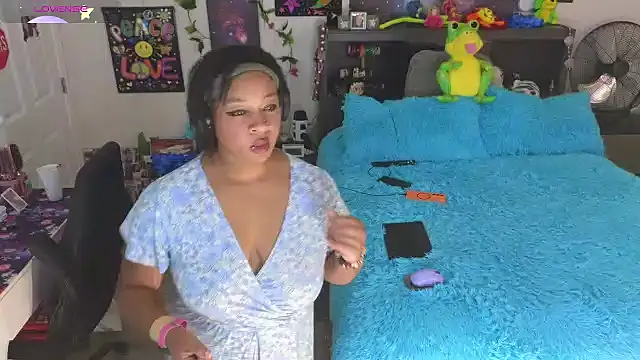 temptressbeauty24 online show from 09.14.25