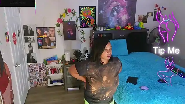 temptressbeauty24 online show from 10.22.25