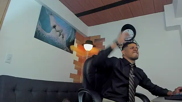 vincen jose online show from 12.17.24