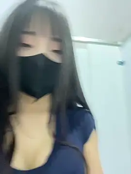 Snapshot of Asia-Lynn chatting on 07.19.26 Asia-Lynn online show from 07.19.26