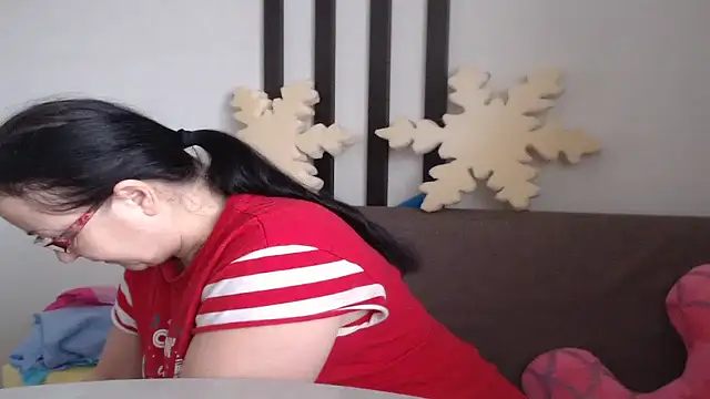 Alma44 online show from 11.13.25