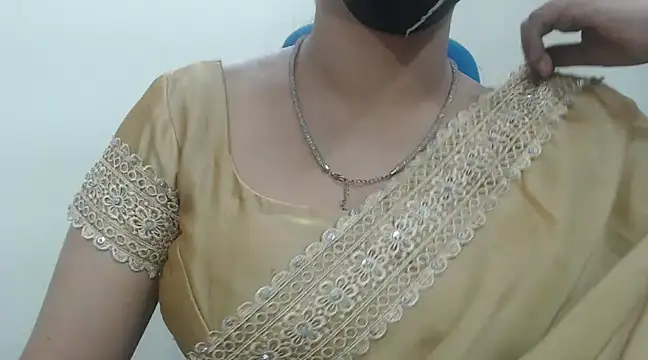 Snapshot of Lovely_Siri_23 chatting on 02.17.25 Lovely Siri 23 online show from 02.17.25