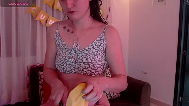 AlissonnFoxx online show from 02.23.25