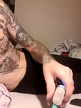 PIercingBoy38 online show from 02.12.25