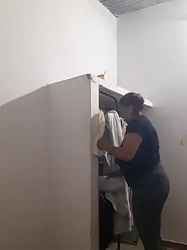 Valeria73 online show from 11.18.25