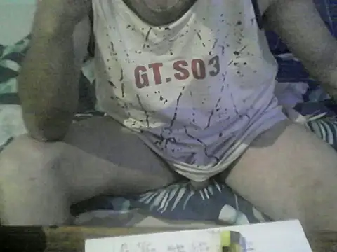 Snapshot of czarek888 chatting on 04.13.26 czarek888 online show from 04.13.26