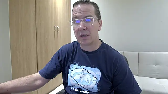 BrettJ81 online show from 04.14.26