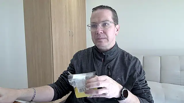 Snapshot of BrettJ81 chatting on 05.23.26 BrettJ81 online show from 05.23.26
