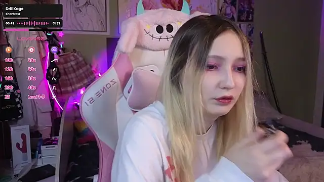 Evie Ro online show from 01.09.25