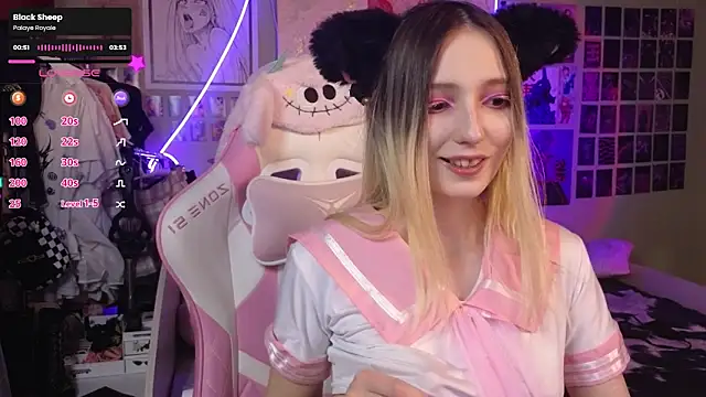 Evie Ro online show from 03.19.25