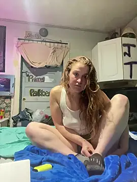 Addicted Channel online show from 01.22.25