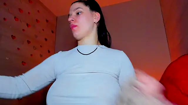 Snapshot of Laya_Moon chatting on 02.06.26 Laya Moon online show from 02.06.26