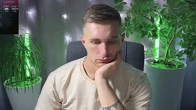 Sweeet  boy online show from 03.16.25