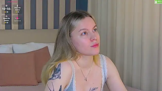 Snapshot of AmaliaBell chatting on 03.16.26 AmaliaBell online show from 03.16.26