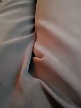 u wan me online show from 10.31.25